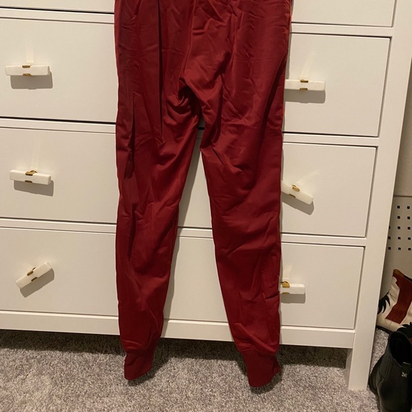 Nike Joggers - Picture 3 of 3